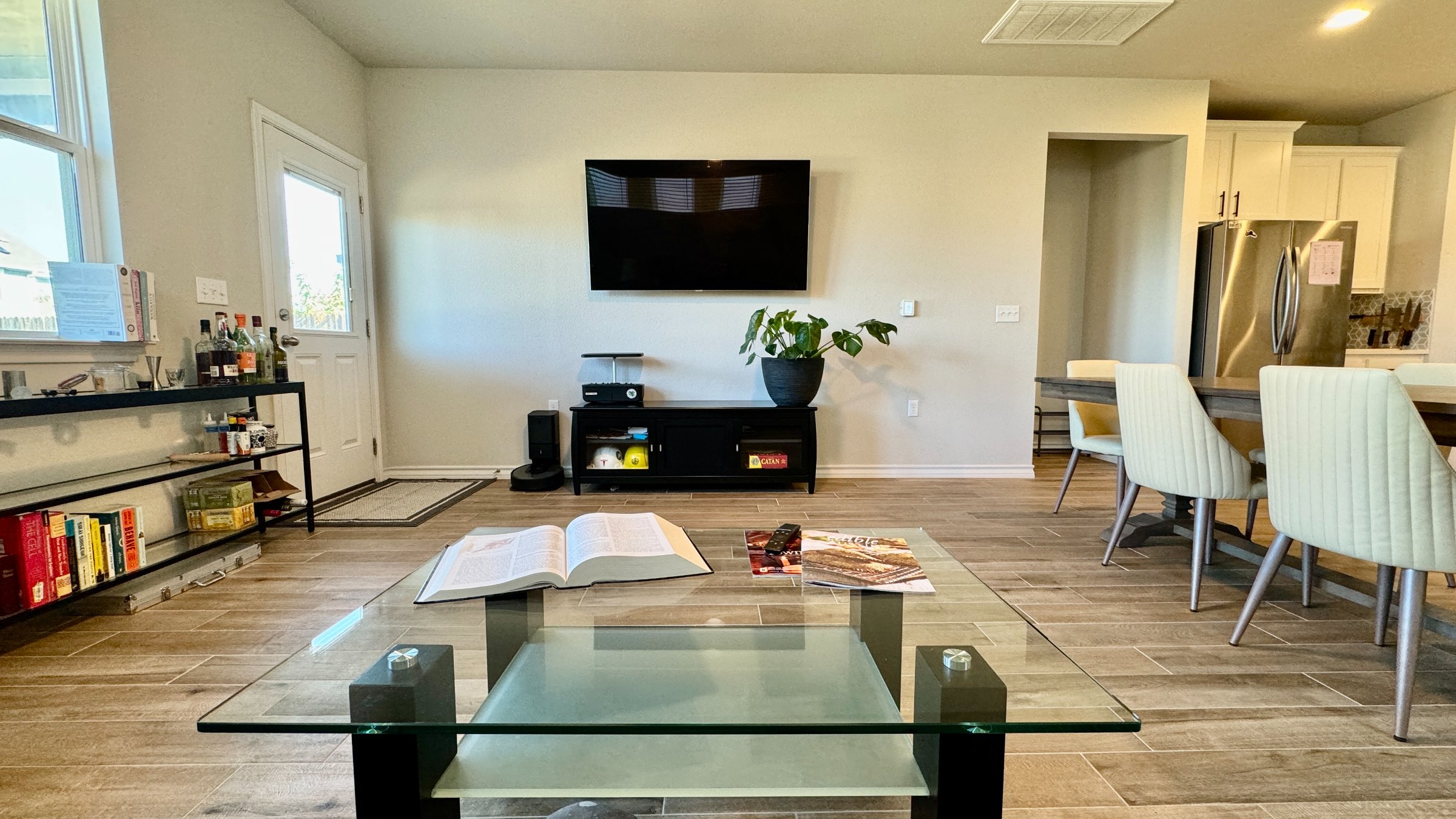 1606 Denesa Dr Common Area 4