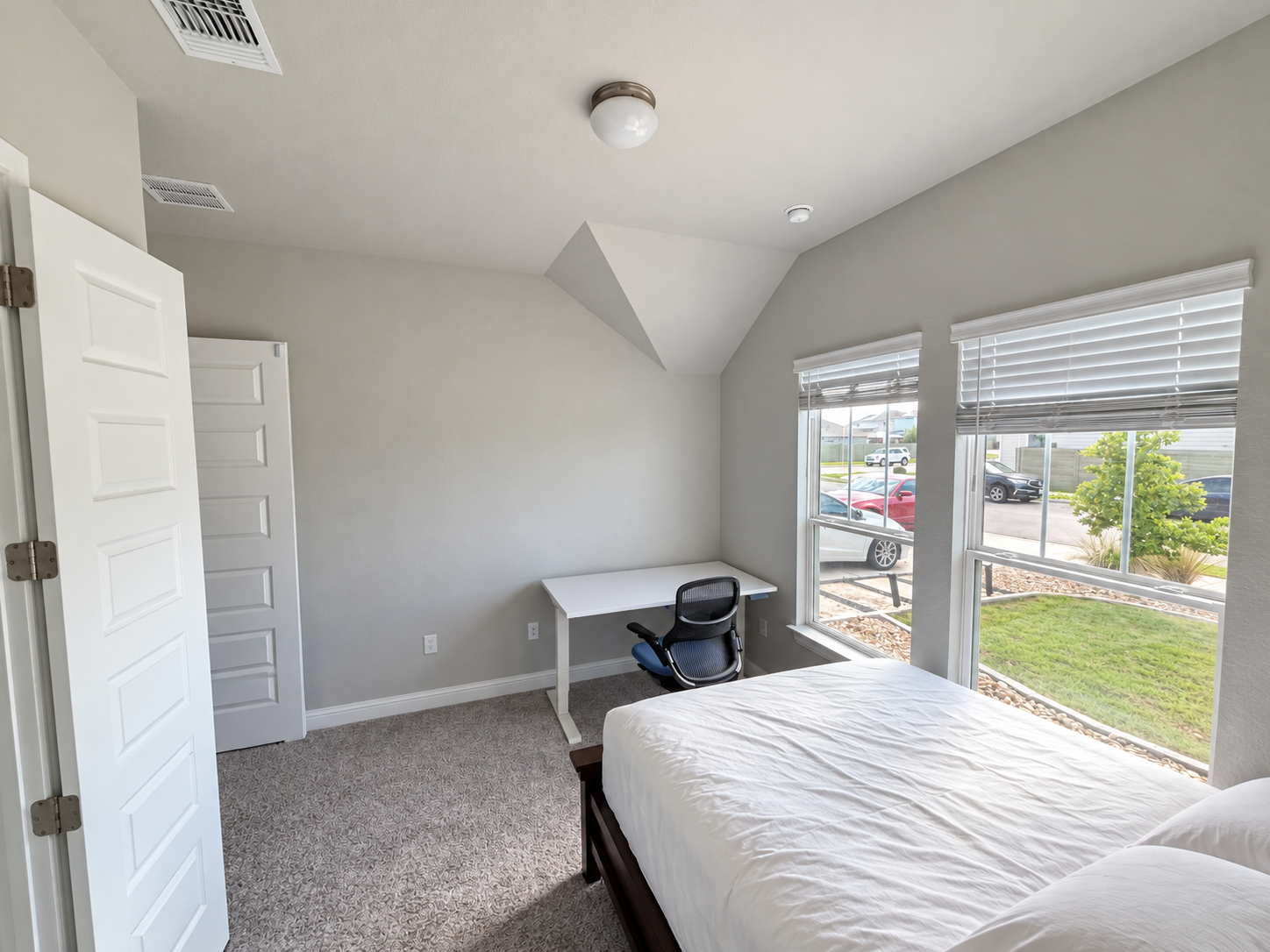 16817 Adoro Dr Bedrooms & Bathrooms 4