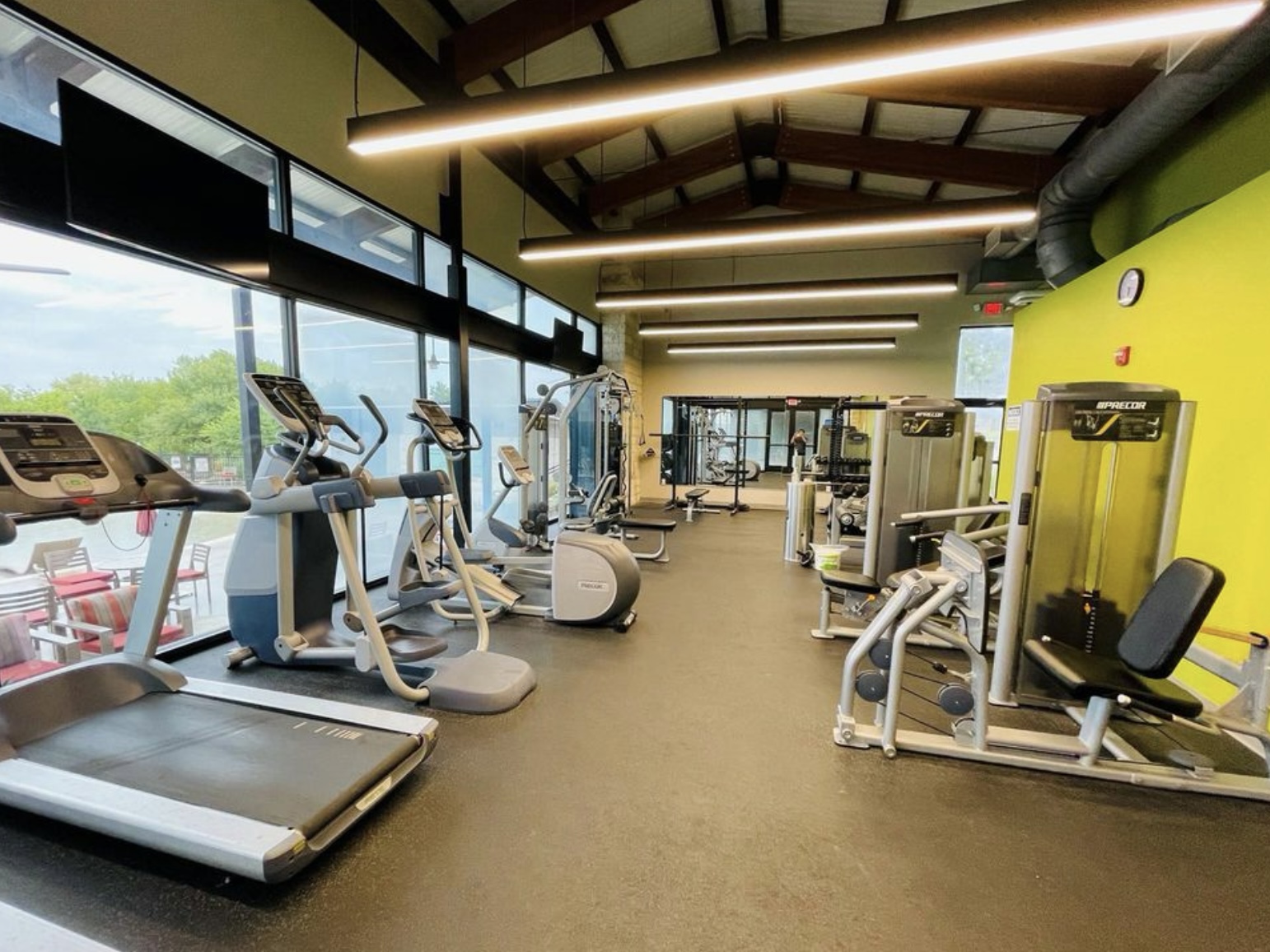 16817 Adoro Dr Gym, Pool & Recreation Center 5