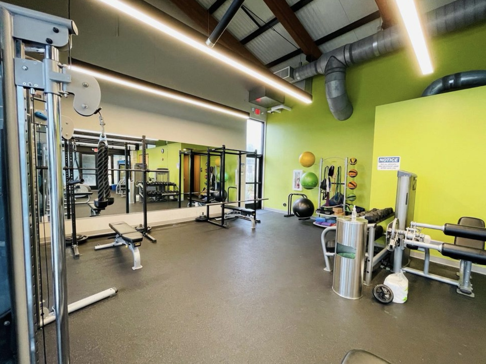 16817 Adoro Dr Gym, Pool & Recreation Center 7
