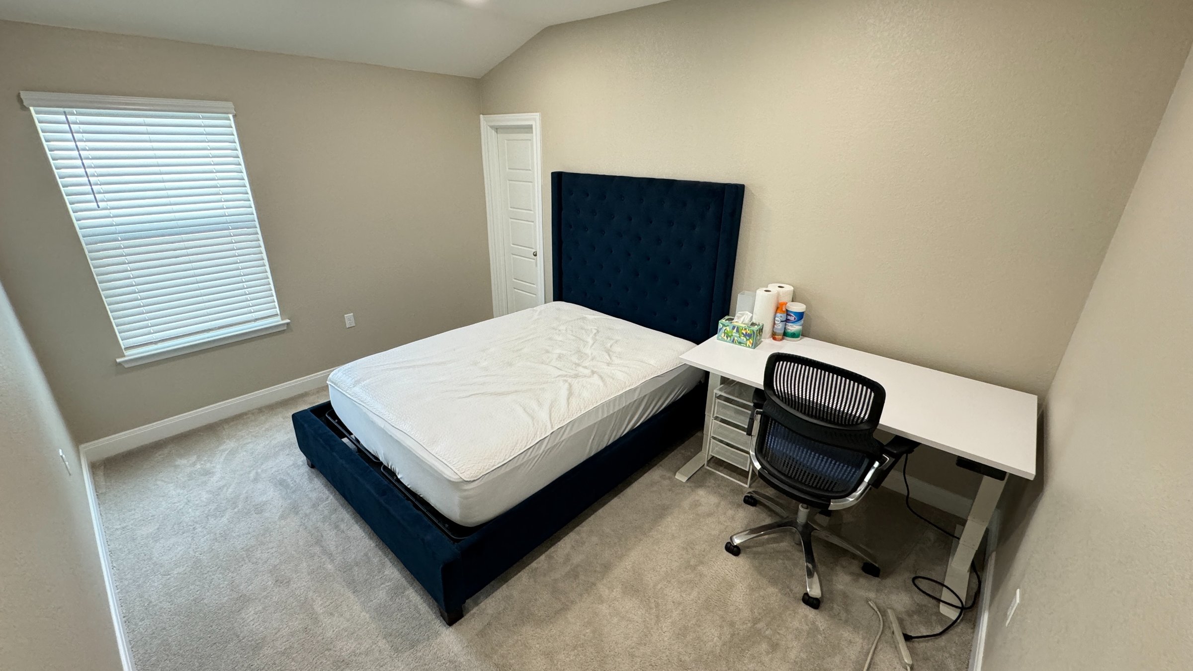 4600 Colmar Dr Bedrooms & Bathrooms 3