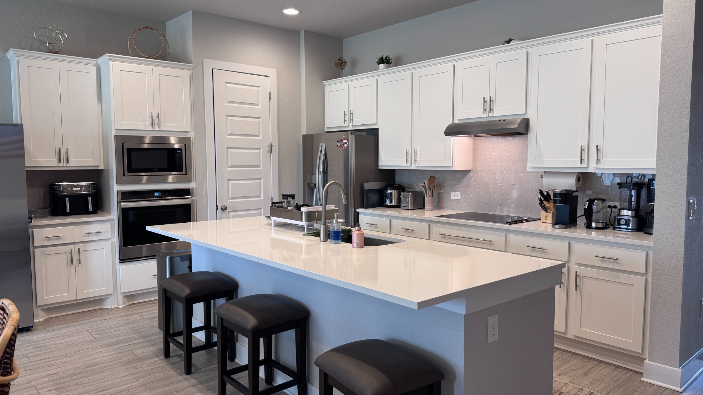 9825 Eloquence Dr Kitchen 2