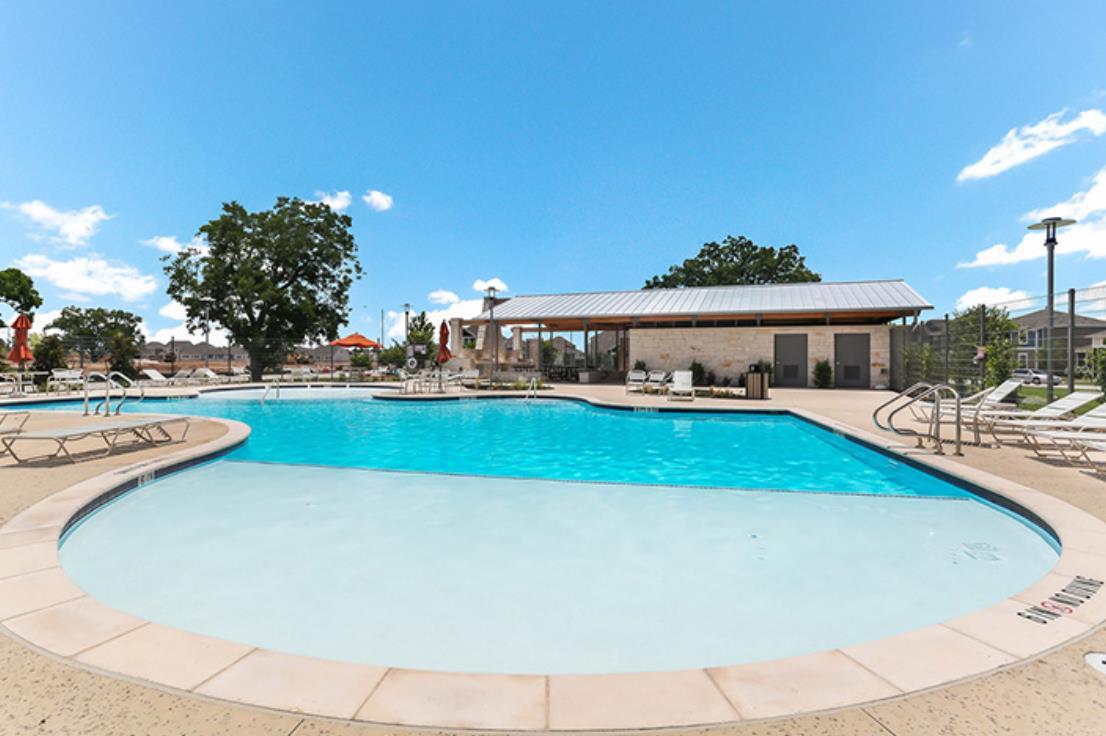 1606 Denesa Dr Pool & Community 2